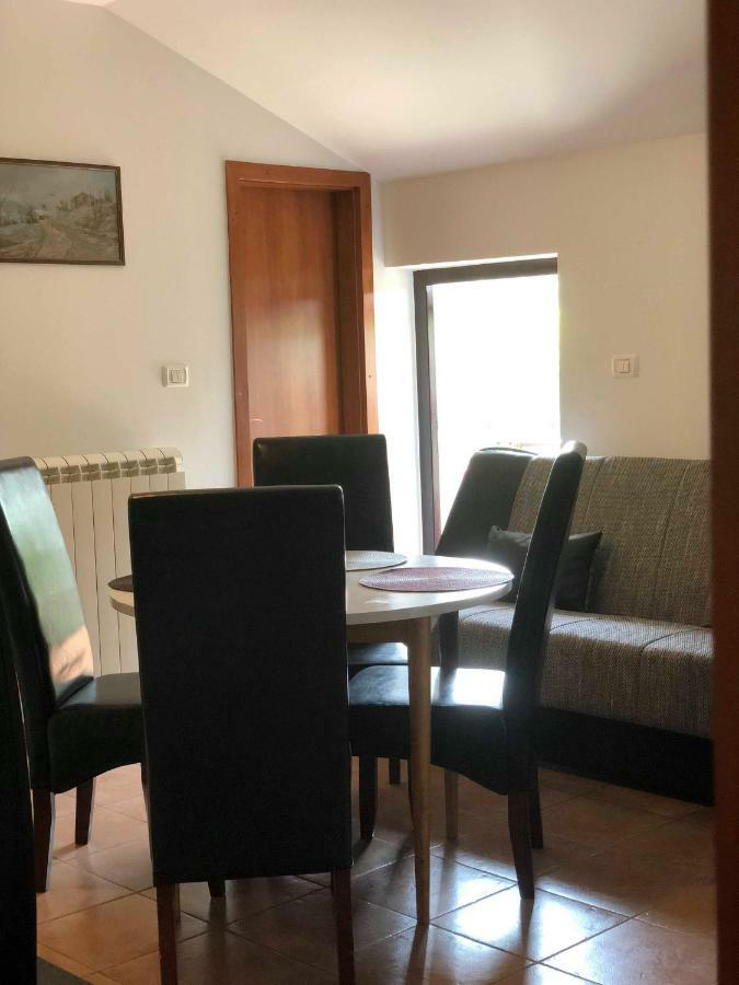 Apartments Vidovic Cezarji Exterior photo